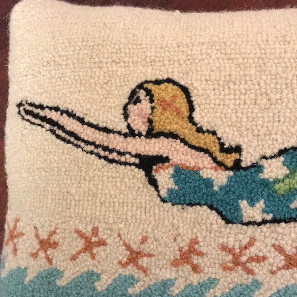 Mermaid pillow - wool